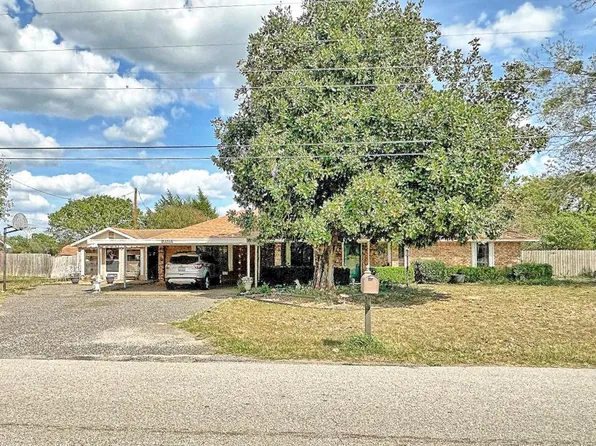 2307 Crystal Dr, Athens, TX 75752