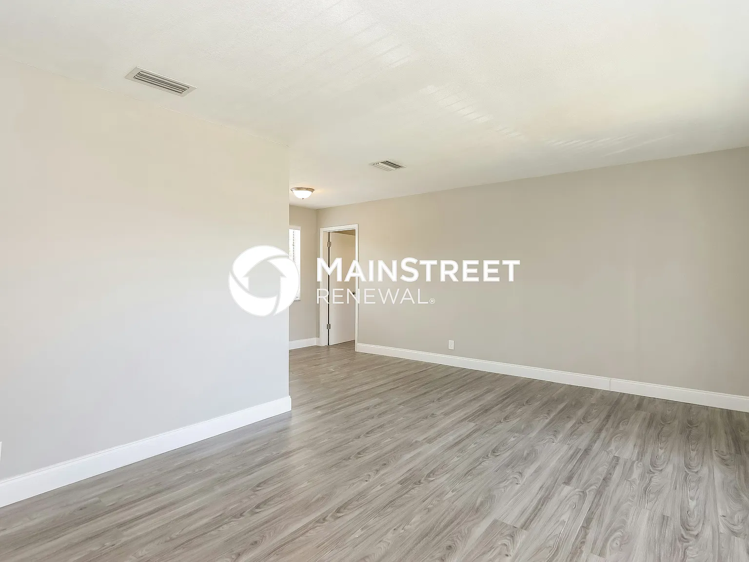 1377 NW 55th Ave — Photo 3