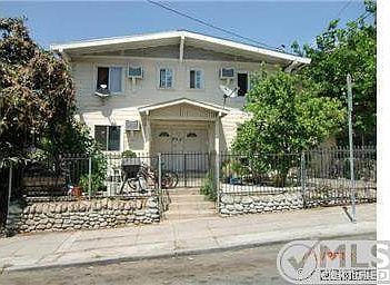 1st image of 139 E Avenue 35