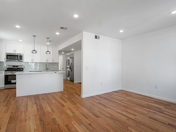 3rd image of 199 Union St Floor 2