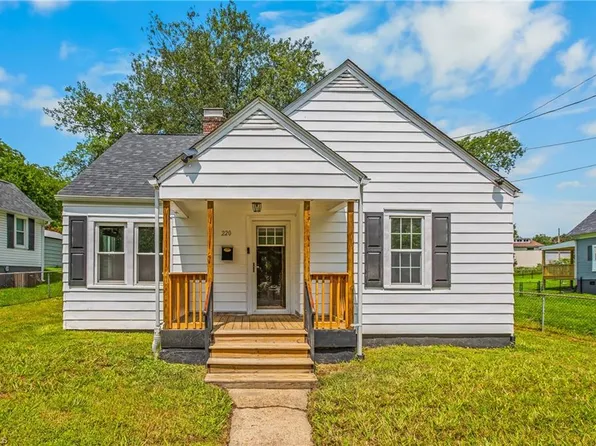 220 Broad St, Mount Airy, NC 27030