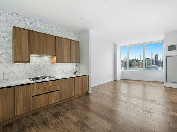 21 India St #29B, Brooklyn, NY 11222