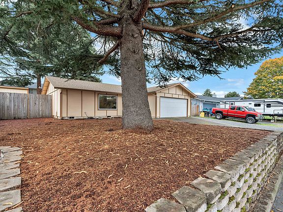 2nd image of 15511 SE 14th St