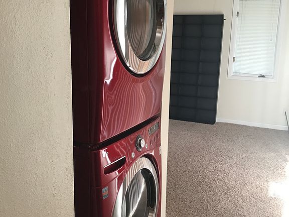 5th image of 100 Bunnell St Unit 9B