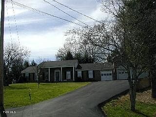 1st image of 3229 Dogwood Dr