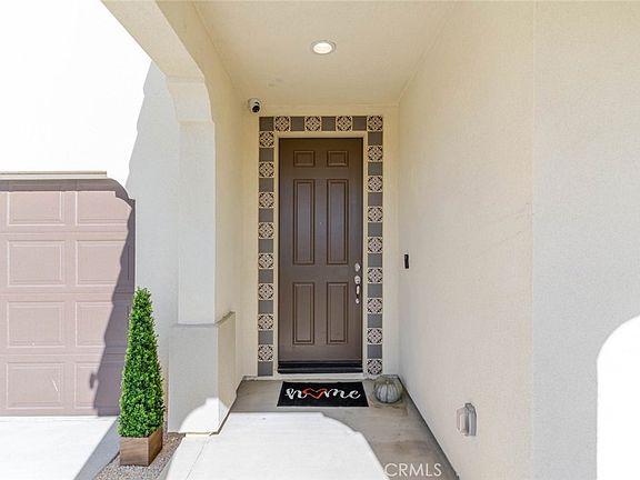 2nd image of 2133 Kettering St