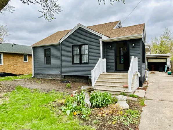 1446 W Lafayette St, Ottawa, IL 61350