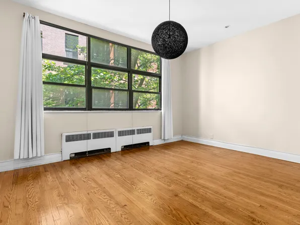 33 West 9th Street image 17 of 24