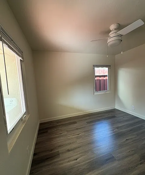 539 Chiquita Ave — Photo 17