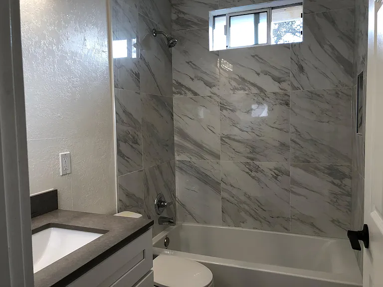 924 Colorado Ave — Photo 7