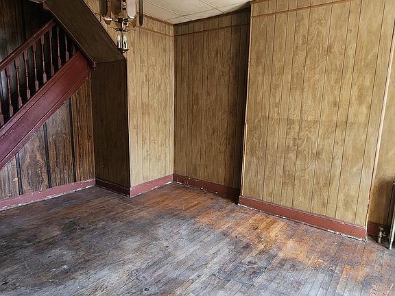 5th image of 1746 E Oliver St