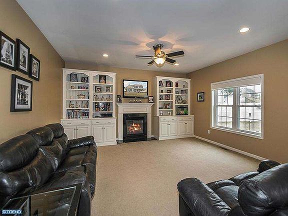 4th image of 288 Mill House Dr