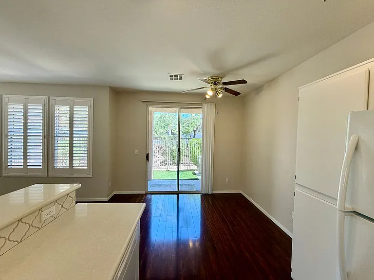 251 S Green Valley Pkwy #4011 — Photo 33