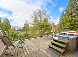 4622 Cove Cliff Rd, North Vancouver, BC V7G1H6