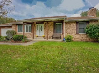 50932 Mayflower Rd, South Bend, IN 46628