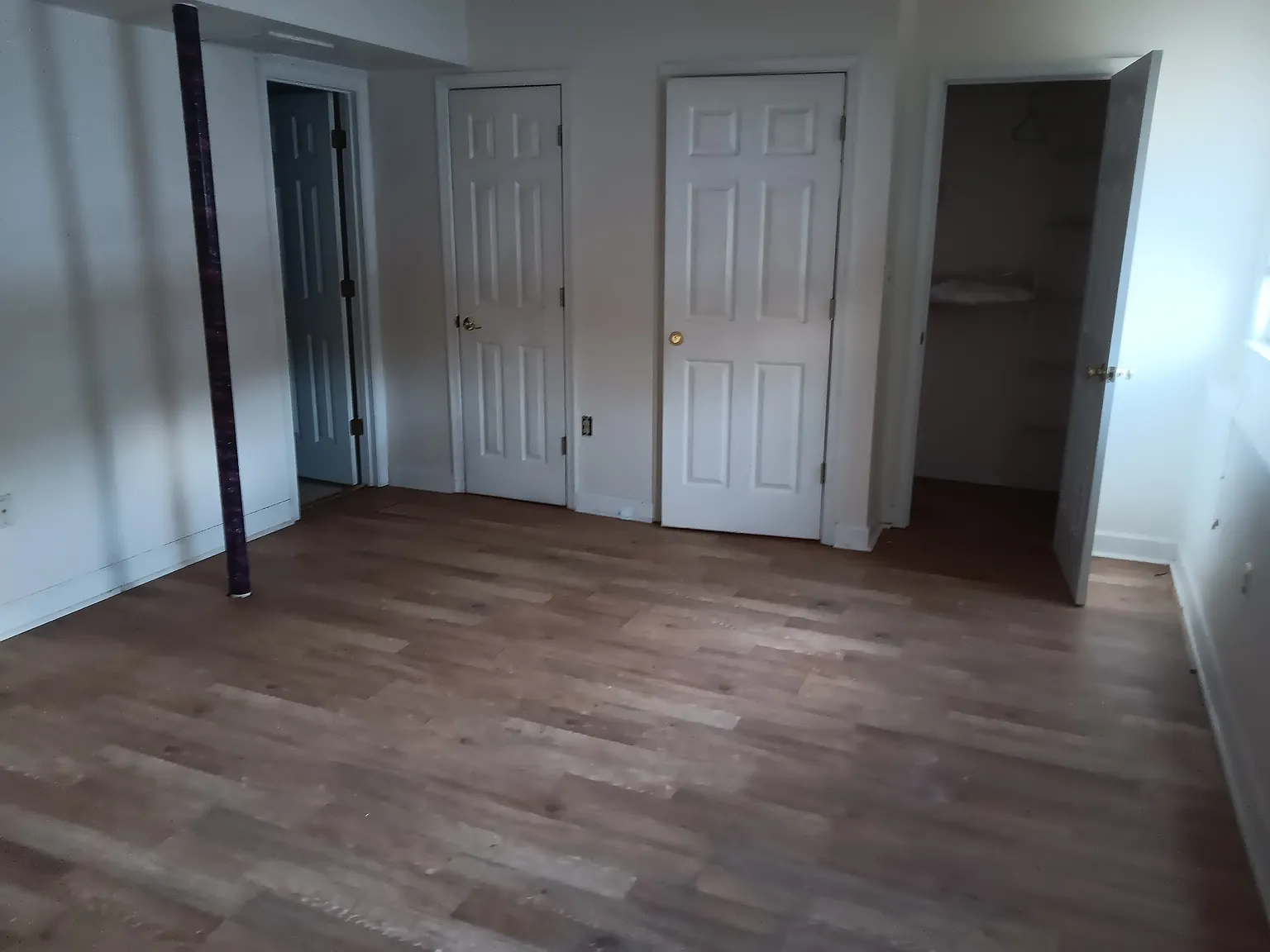 English Oak Ct, Waldorf — Photo 1