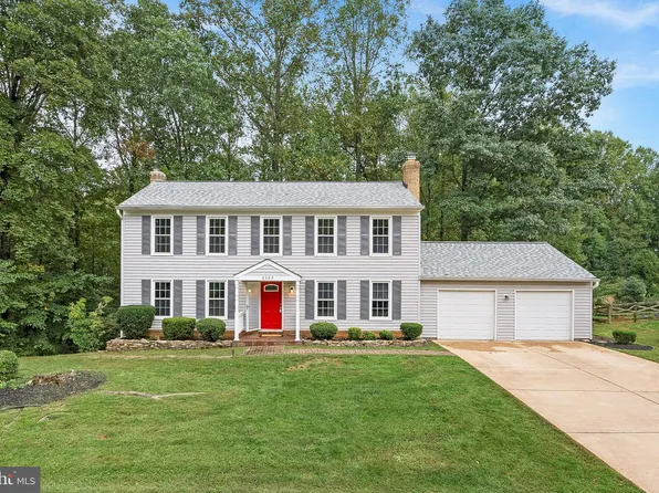 5307 Hampton Forest Way, Fairfax, VA 22030