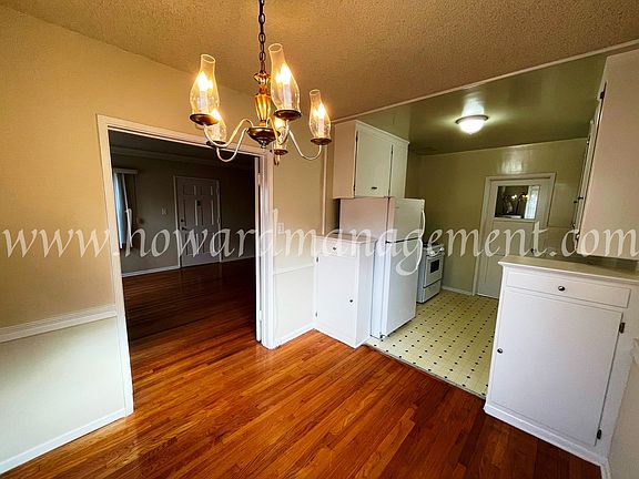 5th image of 4039 Lincoln Ave #4043
