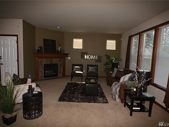 3rd image of 15189 Durant Dr SE