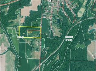 1941 Oak Rd, Sorento, IL 62086