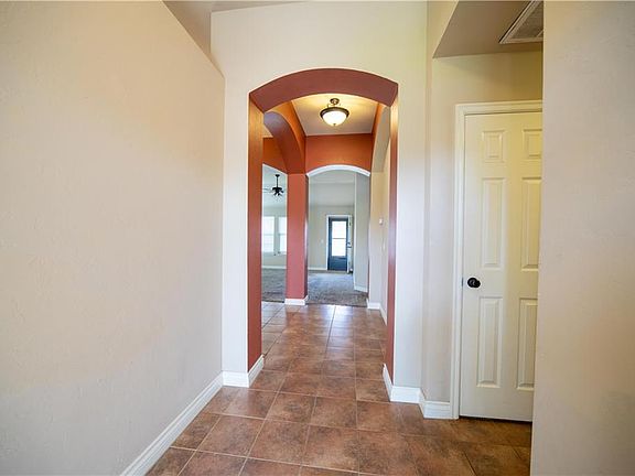 3rd image of 18613 Agua Dr