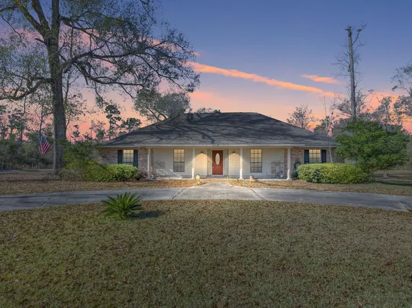 913 Dogwood Dr, Lake Charles, LA 70611