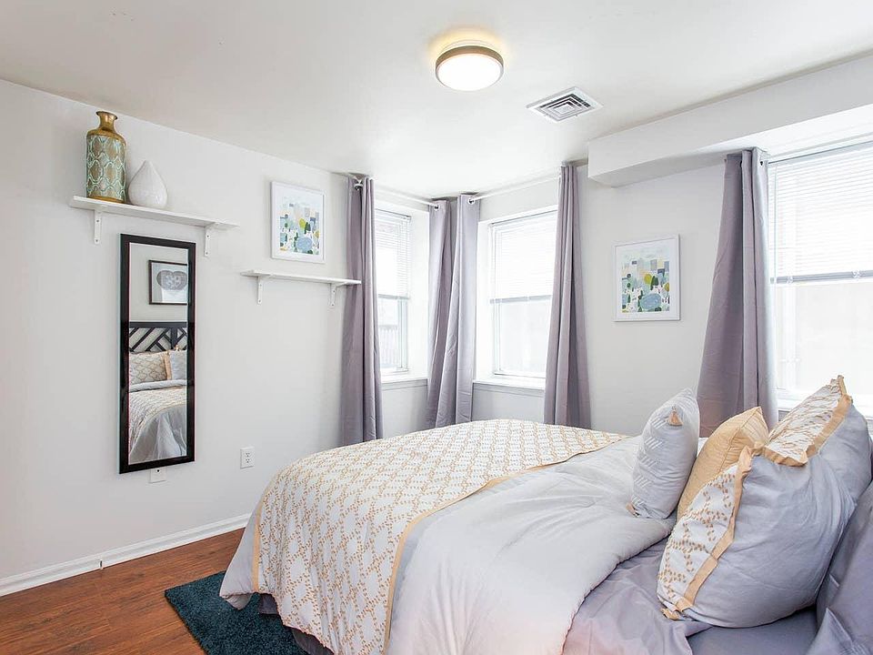 1st image of 242 W Girard Ave