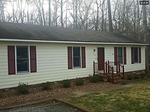 1612 Celia Cres Photo 1