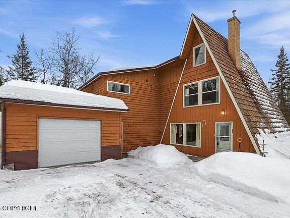 3rd image of 4707 Strawberry Rd