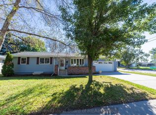 1021 S Eugene St, Grand Island, NE 68801