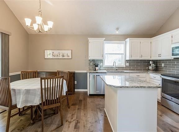 5th image of 12467 S Alden Cir