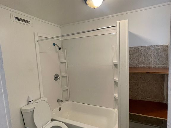 4th image of 2470 S 9th St