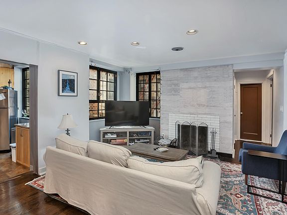 2nd image of 211 E 35th St #8CD