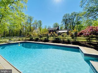6633 Briarcroft St, Clifton, VA 20124