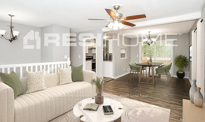 403 River Chase Dr — Photo 4
