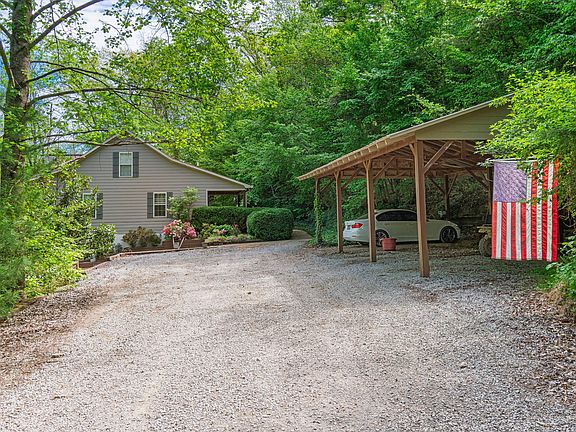 23rd image of 300 Gunter Smith Rd
