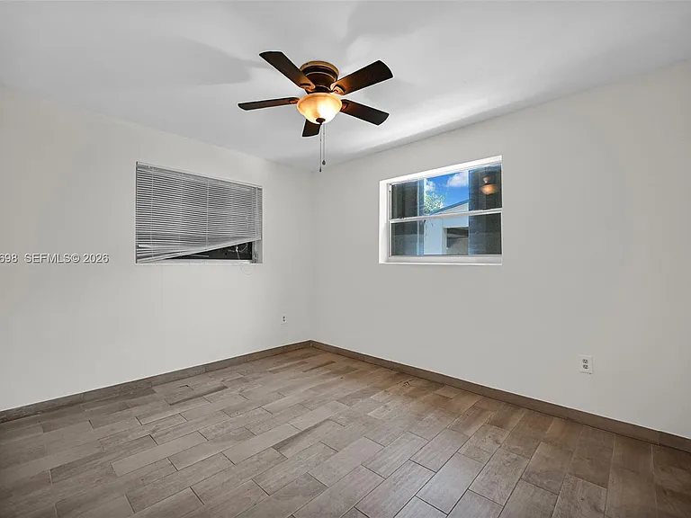 244 NW 43rd St — Photo 28