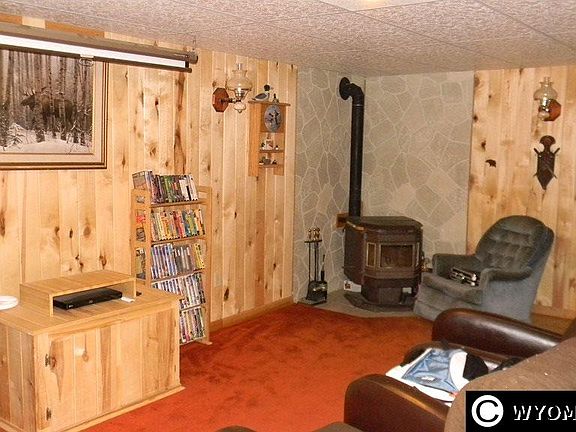 5th image of 210 Mesquite Cir