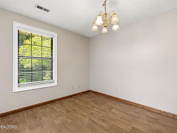 5th image of 6007 Bridge Garden Rd