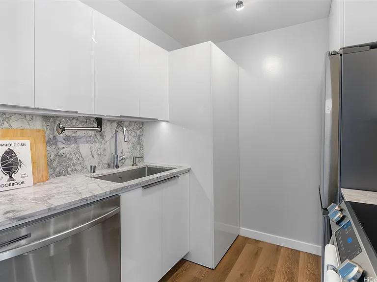 400 Hobron Ln #3314 — Photo 10