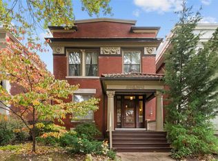6160 Westminster Pl, Saint Louis, MO 63112