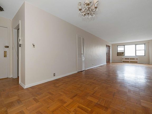 4th image of 3530 Henry Hudson Pkwy APT 6D