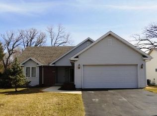 5553 Terrace Maat Ct, Roscoe, IL 61073