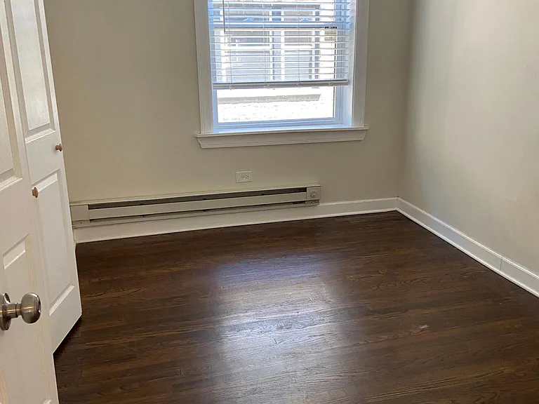 839 1/2 W Cornelia Ave #2 — Photo 13