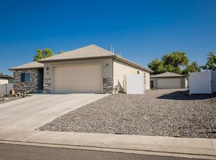 1721 Moonlight Dr, Montrose, CO 81401