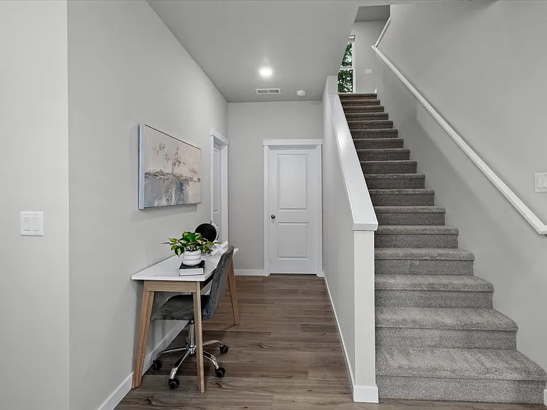 17512 SE 254th St — Photo 4