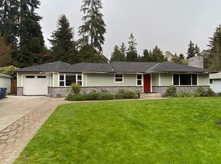 16934 22nd Ave SW, Seattle, WA 98166