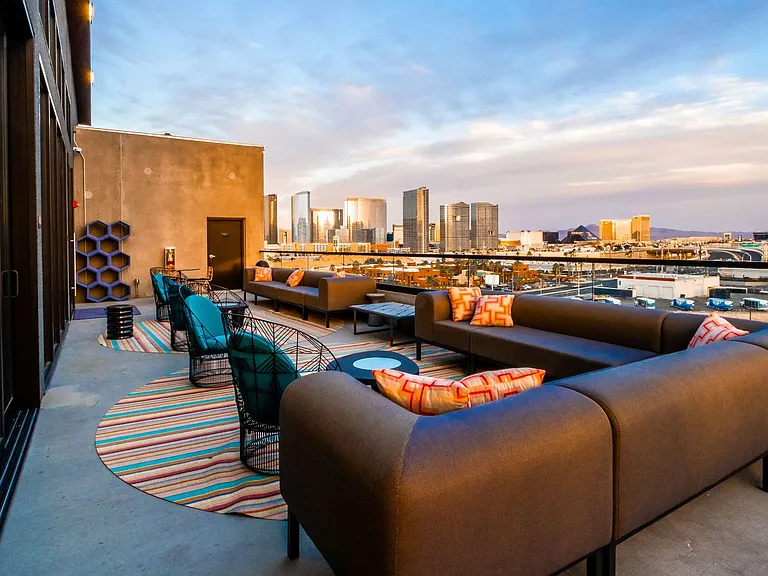 Elysian at the Palms — Photo 42