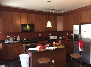6700 S Clyde Ave #3W, Chicago, IL 60649