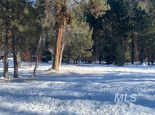 N Middle Ct, Mountain Home, ID 83647